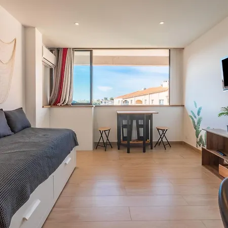 Apartment Cocooning *